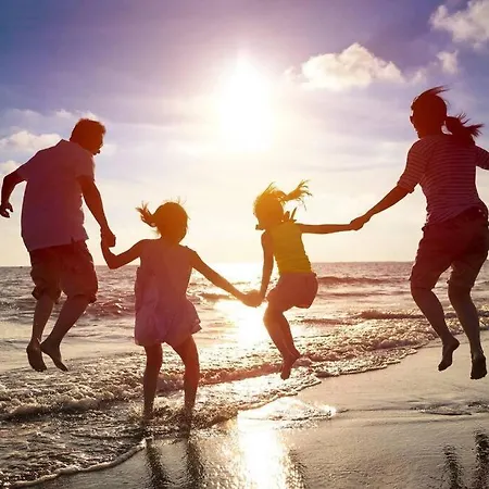 Oleholidays Carolina Golden Mile 300 Metros Playa * Marbella