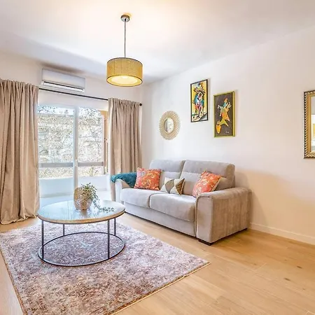 Oleholidays Carolina Golden Mile 300 Metros Playa * Marbellac