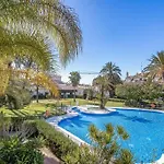 아파트 Oleholidays Carolina Golden Mile 300 Metros Playa 마르베야