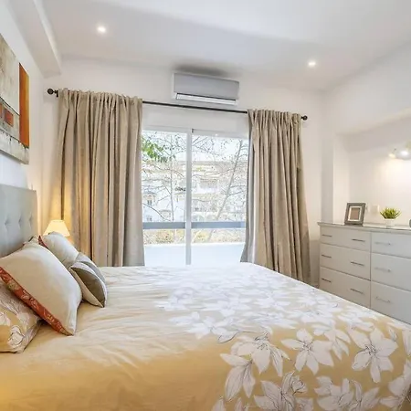 Oleholidays Carolina Golden Mile 300 Metros Playa